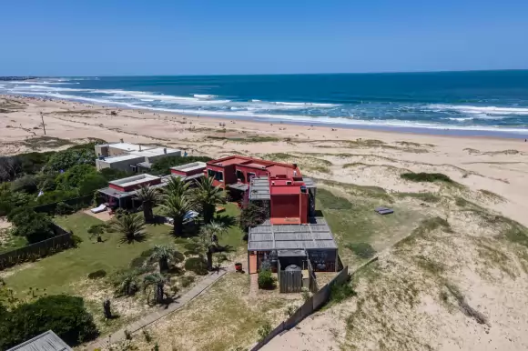 Portada casas #4469 - Rocha