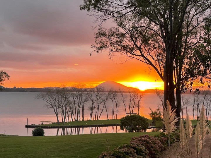 Frente de casa en venta