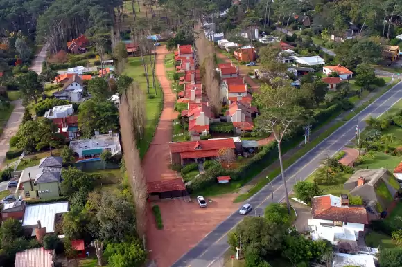 Frente de casa en venta